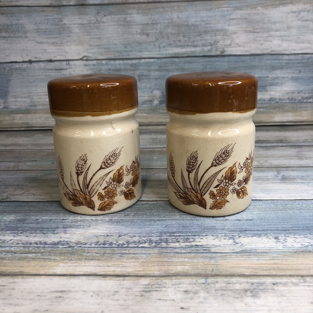 Vintage Table Tops Lovely  Ceramic‎ Wheat Pattern Salt & Pepper Shakers